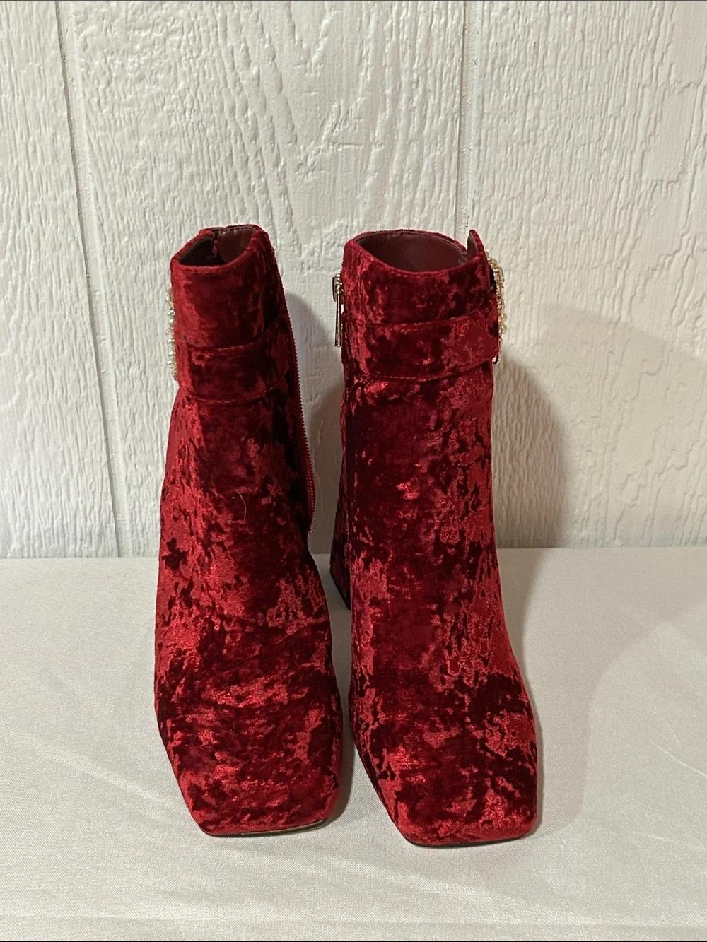 Jessica Simpson rich velvet